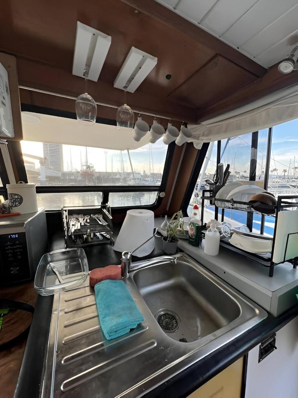 Botel Barco Muy Espacioso Con Dos Terrazas Centro!! Valencia